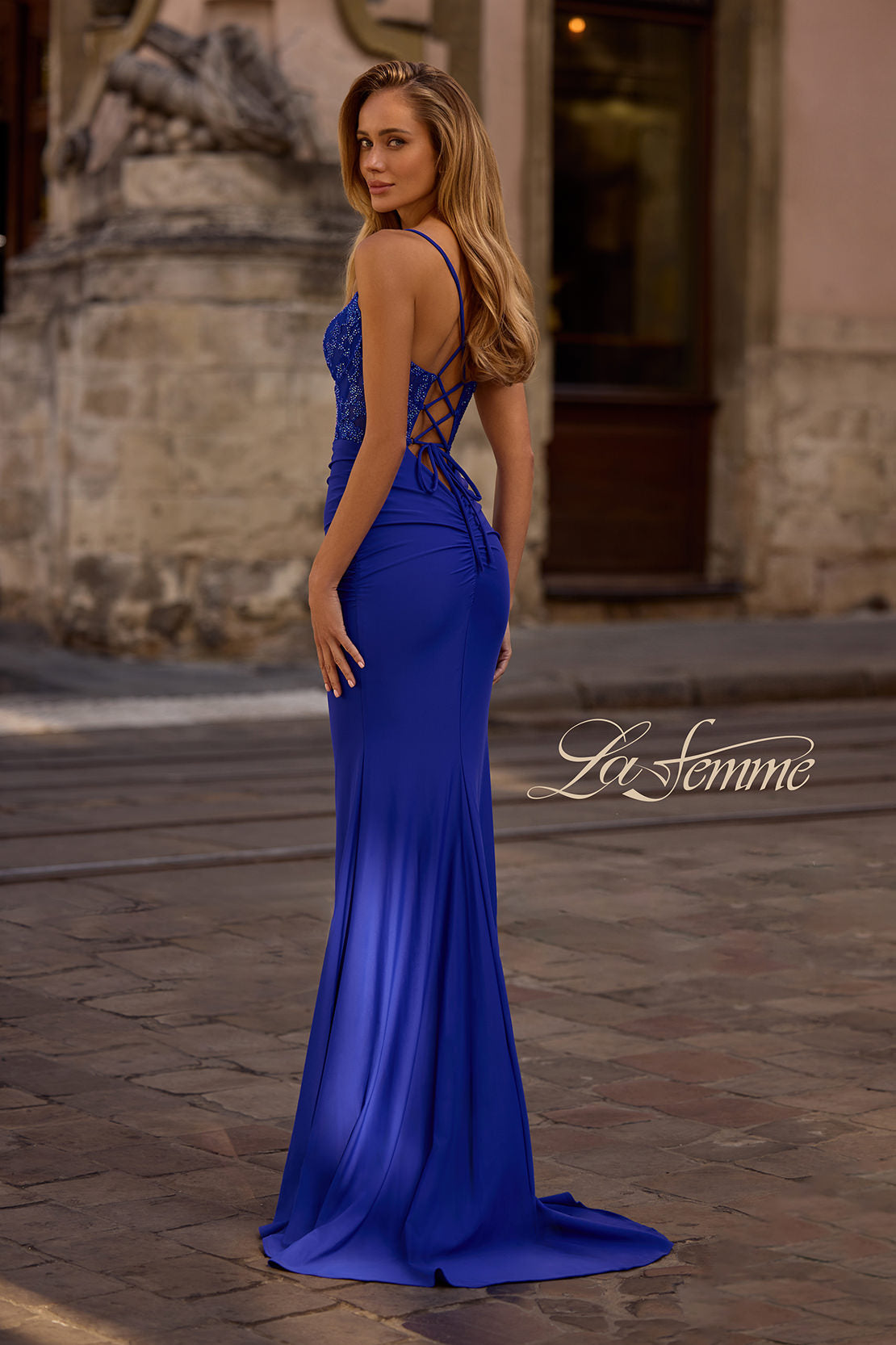 32217 - La Femme Dress