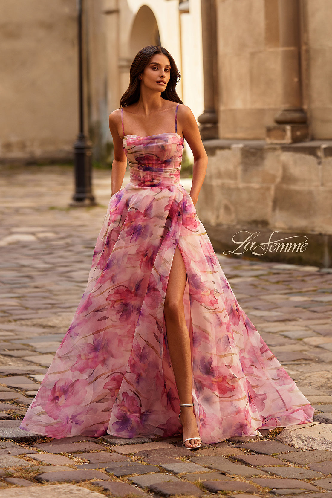 32686 - La Femme Dress