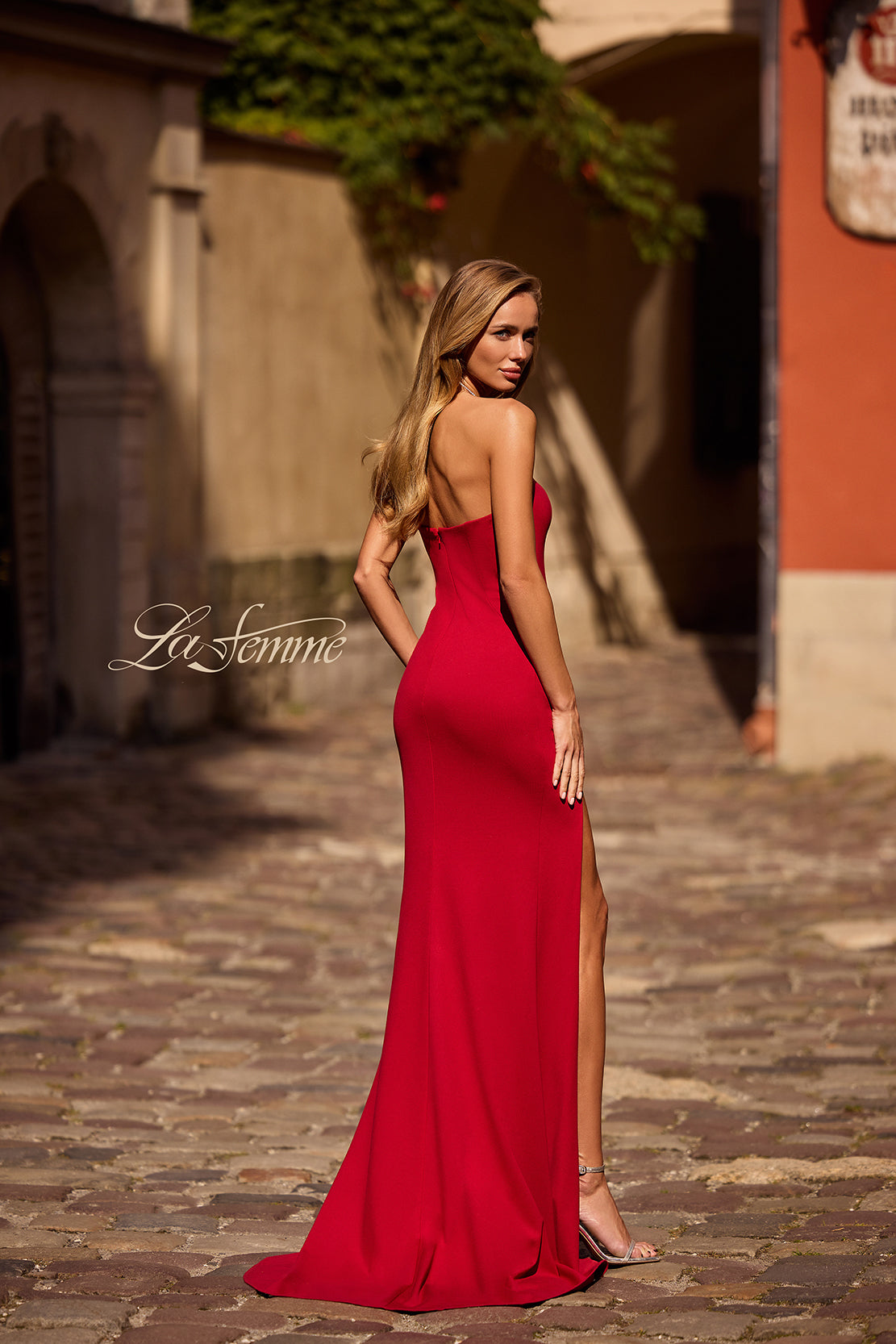 32784 - La Femme Dress