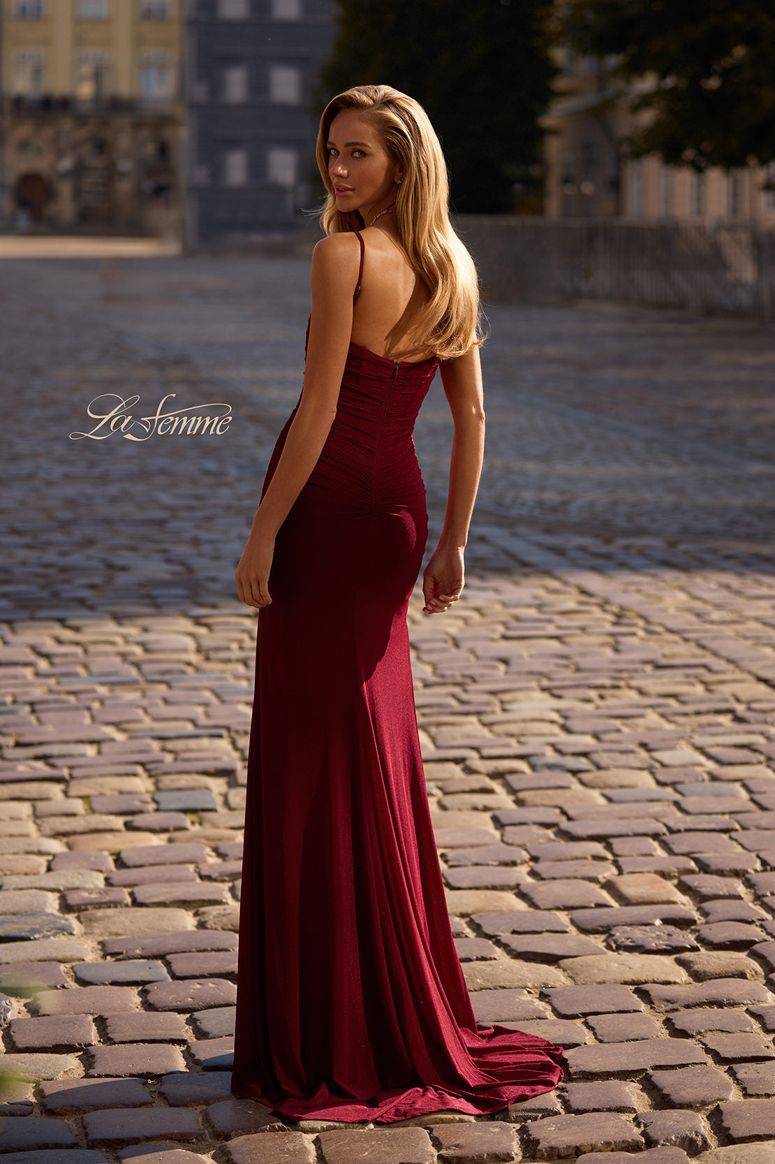 32925 - La Femme Dress