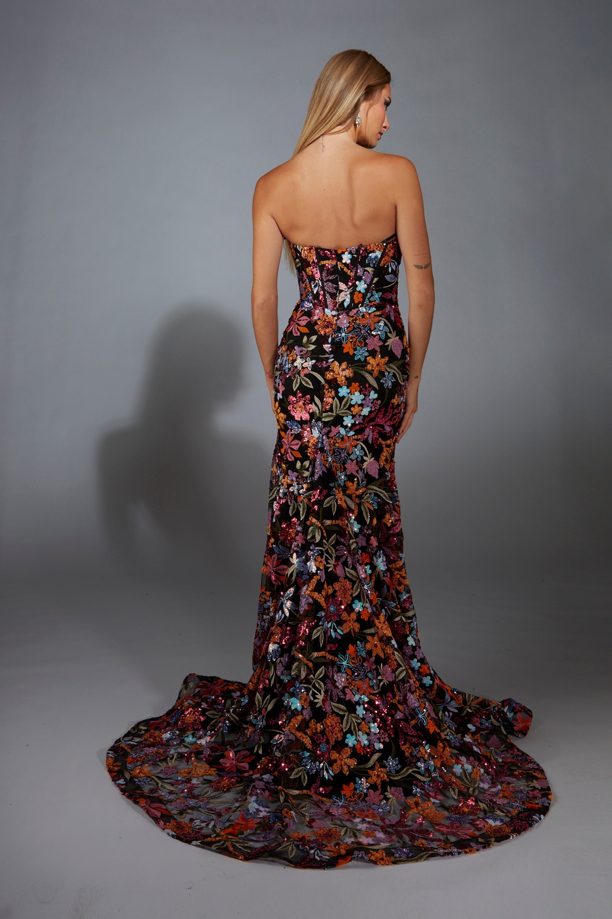 61810 - Alyce Paris Dress