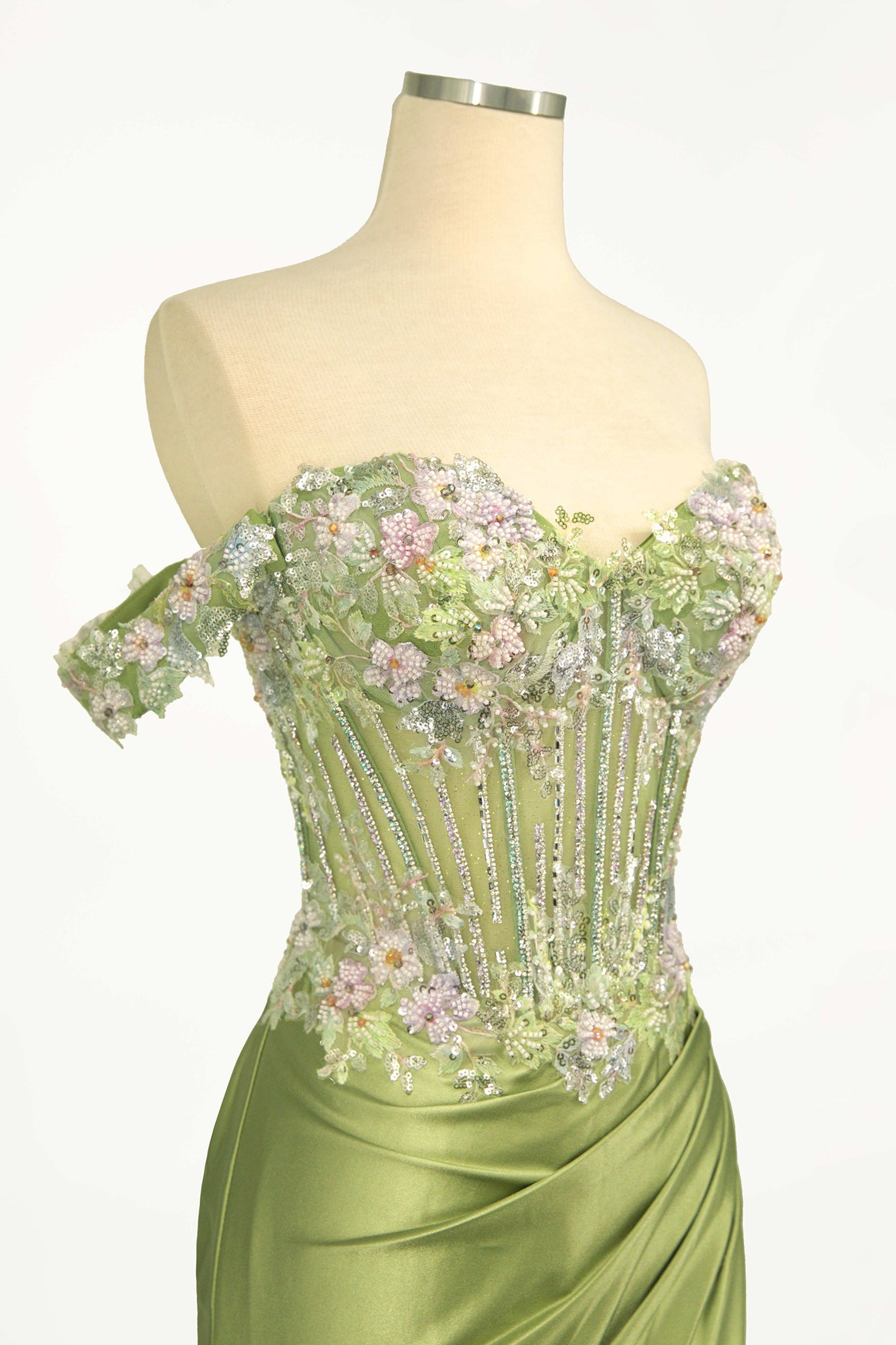 CD745 - Ladivine By Cinderella Divine Dress