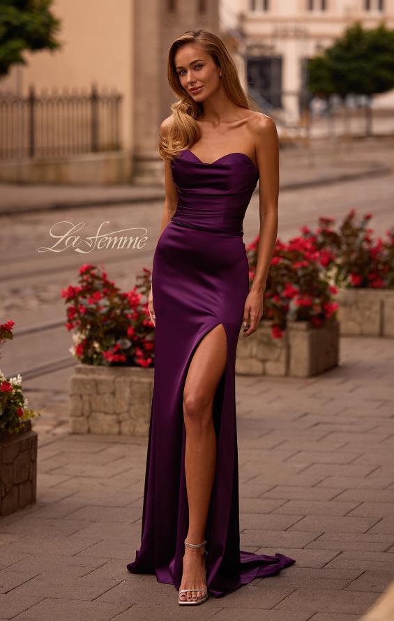 32896 - La Femme Dress